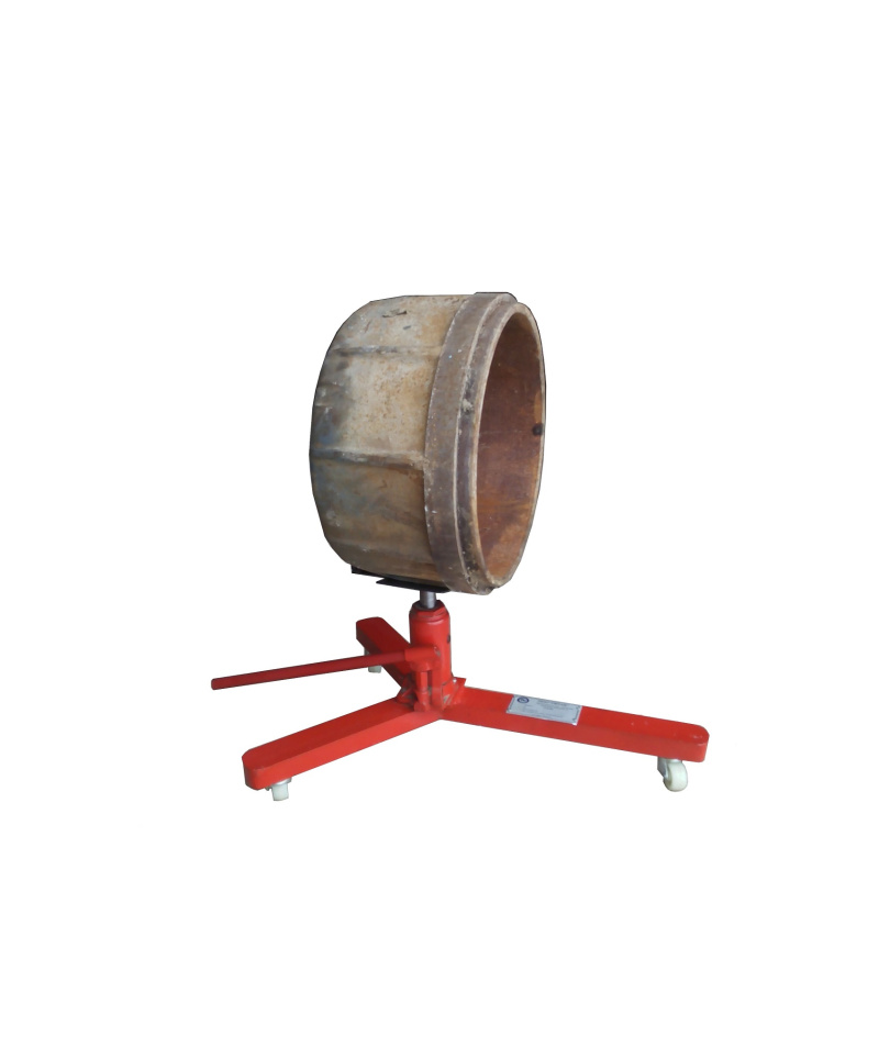 Приспособление для демонтажа тормозных барабанов г/а ТТН-2